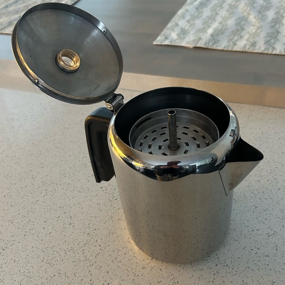 Lagostina Coffee Maker - Stainless Steel with black handle - Picture 2 of 7